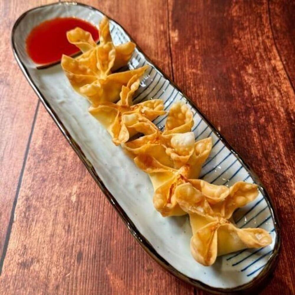 Crab Rangon (6pcs)—— eggroll sauce