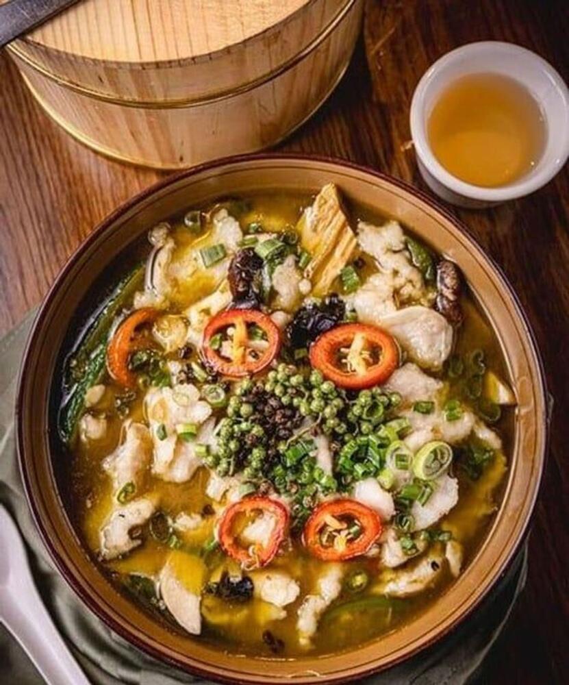 Fish Fillets with Green Peppercorns (spicy)