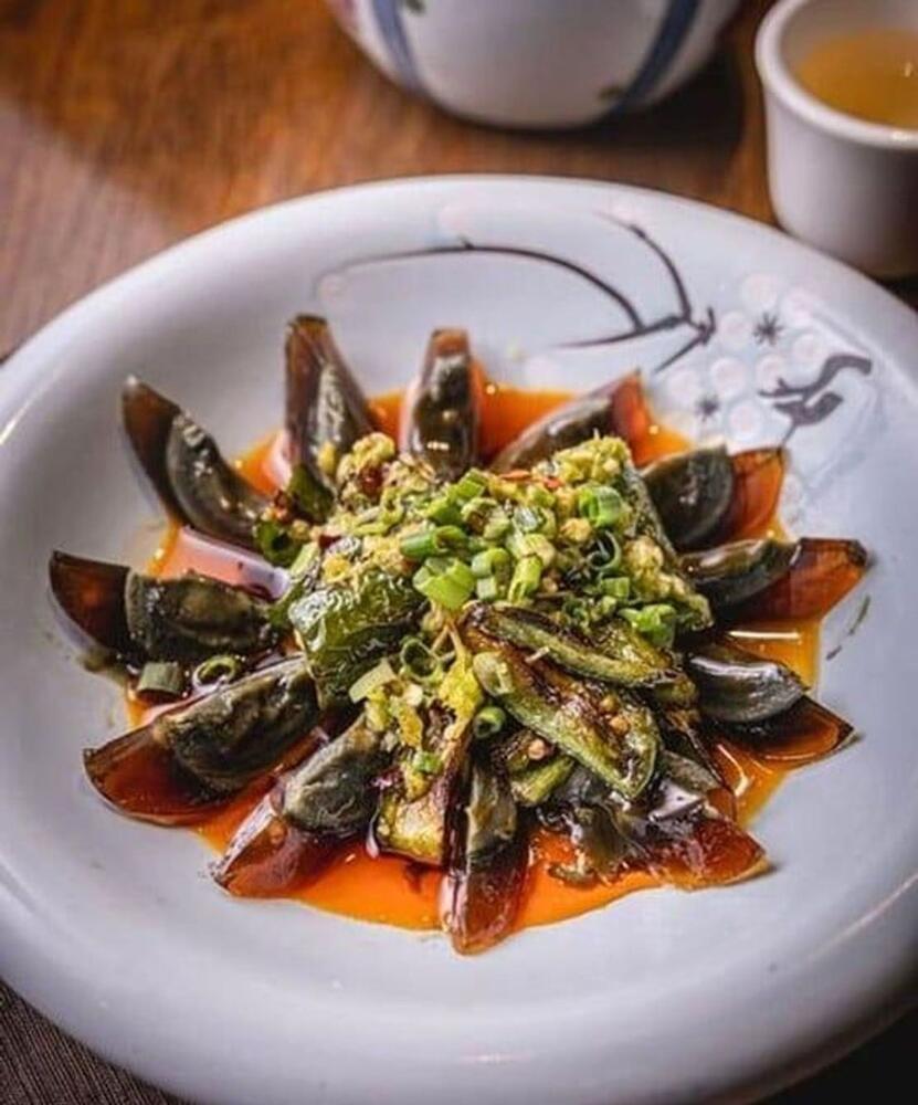 Century Eggs with Chili Peppers (spicy)—— green onions